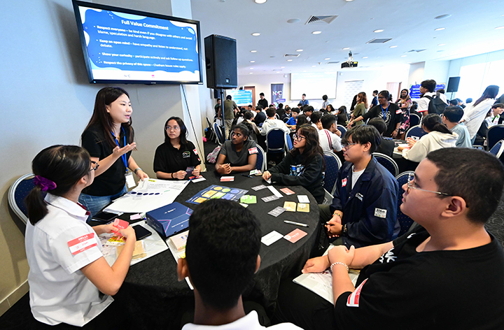 ITE-students-at-race-and-religion-dialogue