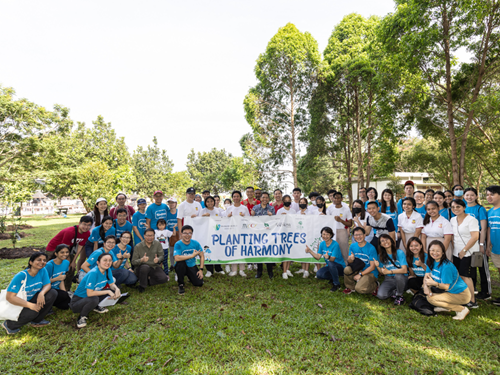 sowingtheseedsofharmony-largegroup-event